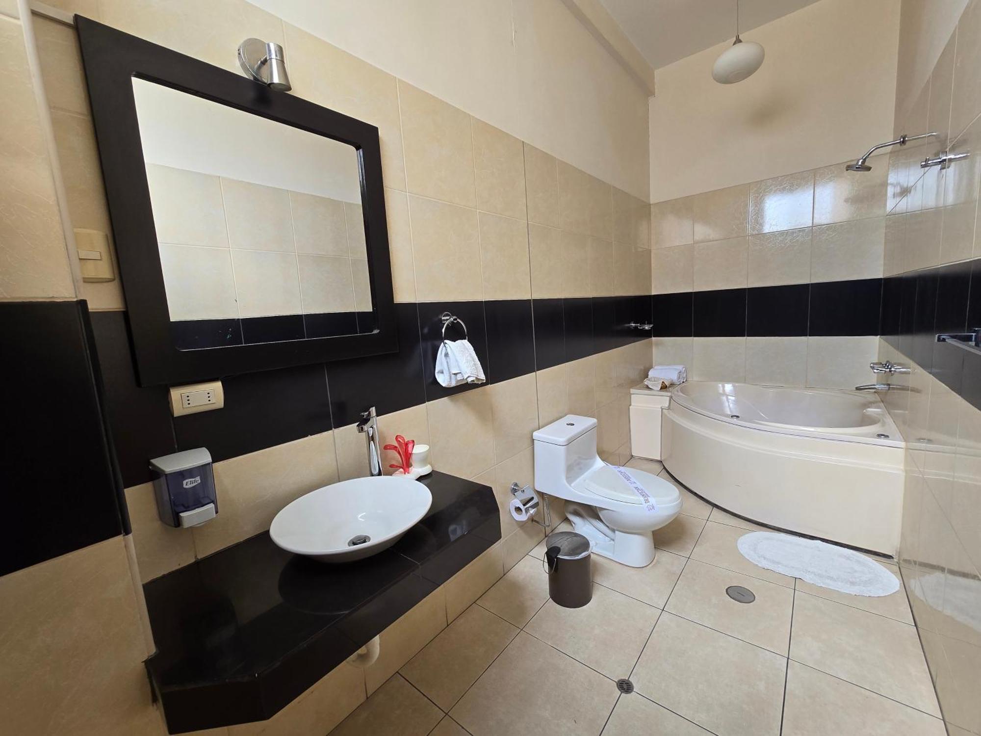 טאקנה Pacific Suites Hotel מראה חיצוני תמונה